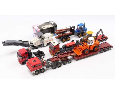 One tray containing a quantity of mixed construction and earth moving and plant diecast vehicles &amp; accessories to include
