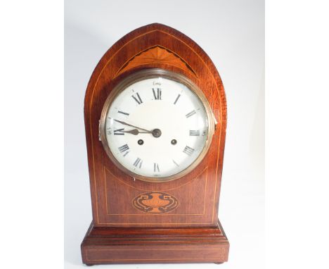Edwardian striking bracket clock in inlaid mahogany case 