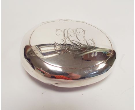 Oval silver patch box with inscription HG to lid 2ozs troy