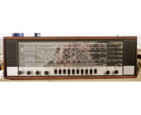 Arena T2500F wooden cased hifi FM/AM stereo amplifier&nbsp;made in Denmark&nbsp;