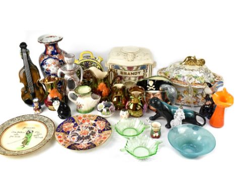 A quantity of vintage ceramics to include Wade and Staffordshire lustre vases, a shaving mug, Royal Doulton plate (af), vario