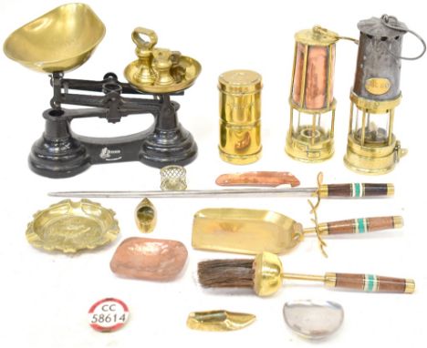 Various items of collectible brassware to include a Naylor of Wigan miner's lamp with steel chimney and a brass plaque number