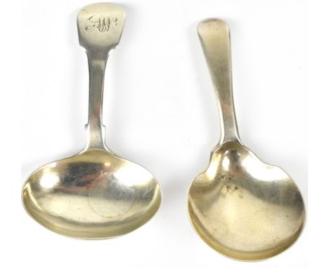 Two early 19th century caddy spoons, George Wintle, London 1825 and Jonathan Hayne, London 1828, combined approx 0.8ozt (2).