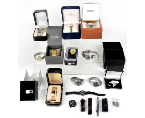 A quantity of gentlemen's wristwatches comprising Tissot, Seiko, Accurist, Bradford Exchange RAF Spitfire 70th Anniversary ch