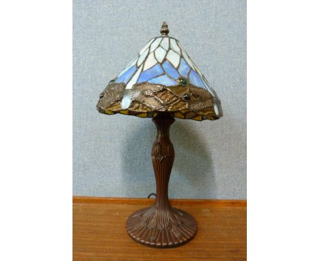 A Tiffany style table lamp 