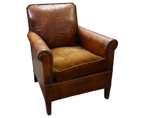 A vintage brown leather club chair, height 83cm, width 72cm 