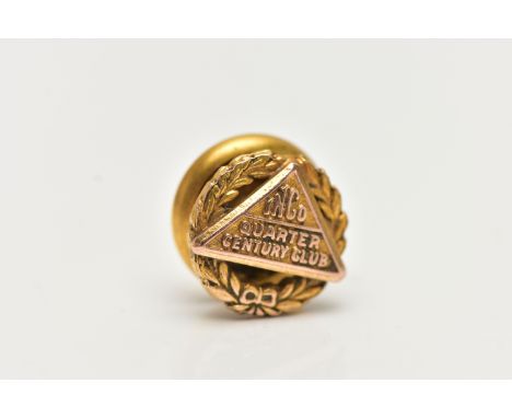 A 9CT GOLD PIN BADGE, wreath style pin with inscription 'Inco Quarter Century Club', hallmarked 9ct Birmingham, with screw ca