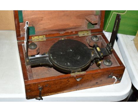 A LATE 19TH / EARLY 20TH CENTURY WALNUT CASED ELLIOTT BROS SURVEYOR'S COMPASS / LEVEL, the silvered dial inscribed 'Elliott B