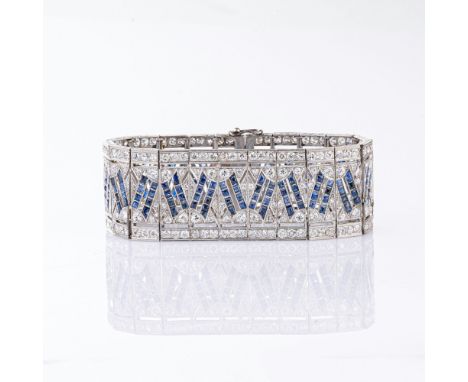 Herausragendes Art-déco Diamant-Saphir Armband. Frankreich. Um 1927/30. Platin, gest. In feinen Millegriffes- und Pavéfassung