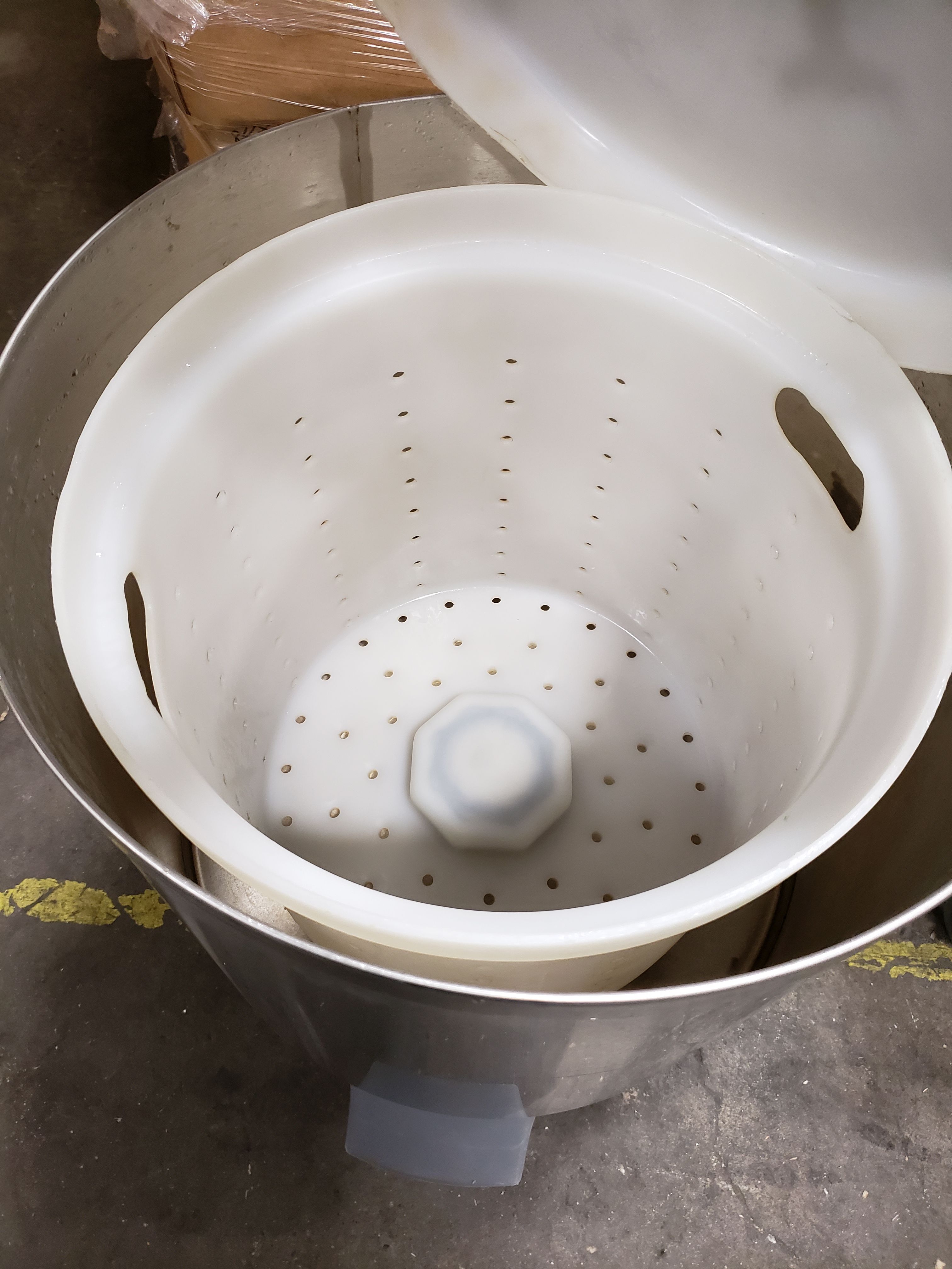 Hobart Electric Salad Spinner Dryer Model SDPS,Used , Location SWF