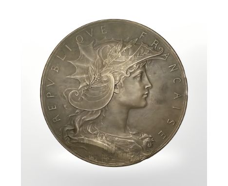 A French bronze shooting medallion 'Prix Offert Par le Ministre de la Guerre Concours de Tir' by Henri Dubois, obverse bust o