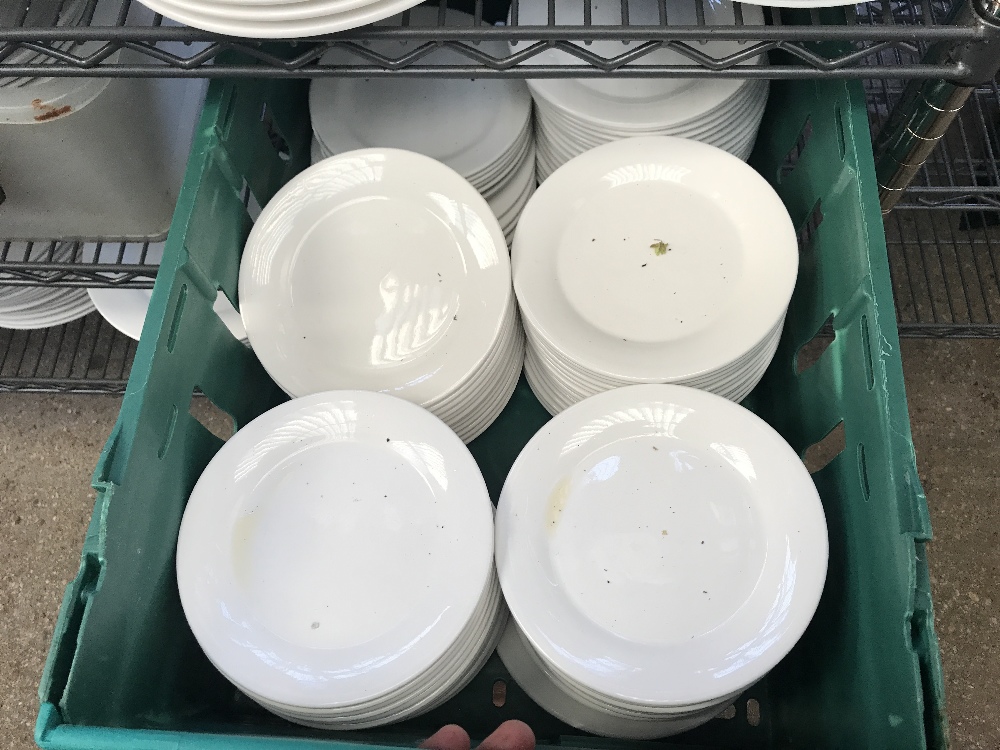 Excellent selection of white crockery including 10inch, 8 inch and 6