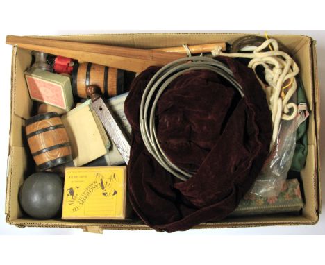 A very extensive vintage magicians set.