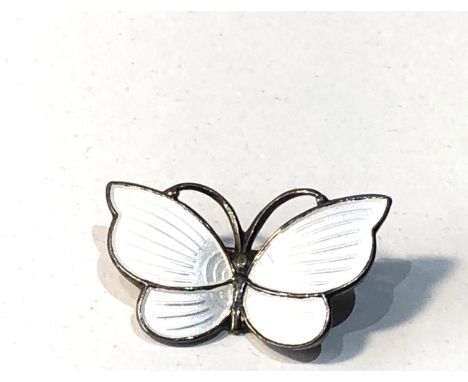 Small norway silver and enamel butterfly brooch by edelmetall measures approx 2.6cm by 1.7cm in good condition 