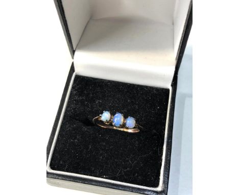 Vintage 9ct gold opal ring 