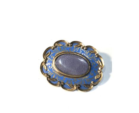 Antique gold 7 enamel mourning brooch measures approx 4.4cm by  3.4cm xrt as 12ct weight 14g 