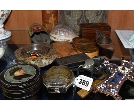 A GROUP OF TREEN, METAL WARE AND MISCELLANEOUS ITEMS, to include an Asian lime paste container (or Killotaya), a black lacque