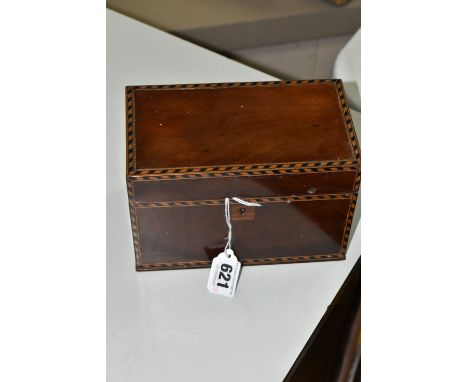 A GEORGIAN MAHOGANY TWO COMPARTMENT TEA CADDY, approximate dimensions H12cm x W18cm x D10cm, Condition Report: some restorati