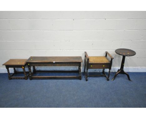 AN EARLY 2OTH CENTURY OAK BENCH, with wavy apron, turned and block legs, united by stretchers, length 122cm x depth 30cm x he