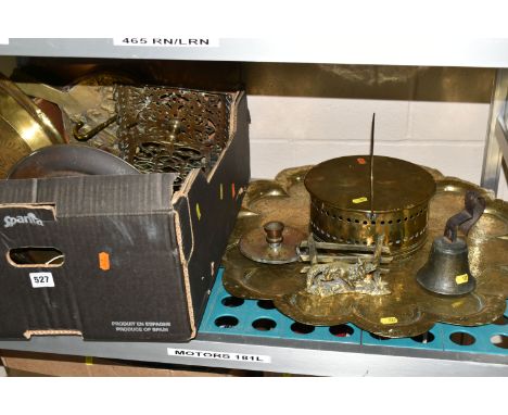 ONE BOX OF BRASSWARE, to include a large trivet, chamber stick, a shop door bell, pot pourri jar, coat hooks, two large circu