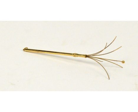 A 9ct yellow gold hexagonal shafted swizzle stick with suspension ring, Deakin & Francis Ltd, Birmingham 1935, approx 4.8g.