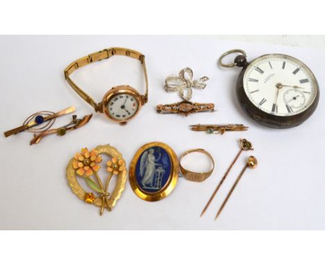 A group of three Edwardian 9ct gold bar brooches, each set with different faceted stone, and a 9ct yellow gold framed oval 19