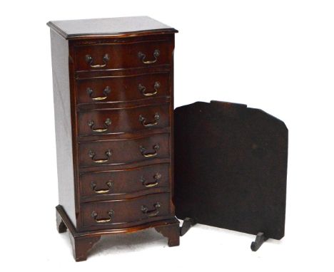 A reproduction chest of six drawers, a fire screen, and a 1930s oak table (3).