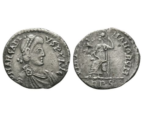 392-395 AD. Trier mint. Obv: DN ARCADIVS PF AVG legend with pearl-diademed, draped and cuirassed bust right. Rev: VIRTVS ROMA