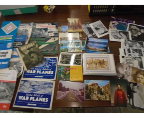 Postcards and vintage booklets, Waltzers photo's- some with signatures, old photos etc- box of