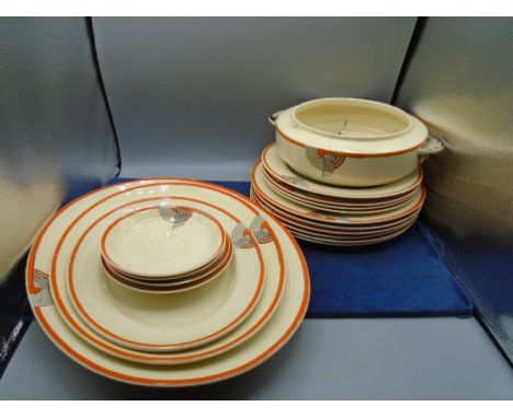 Royal Doulton art deco part dinner service in 'Tango' pattern comprising 3 graduated serving platter, 6 dinner plates, 4 plat