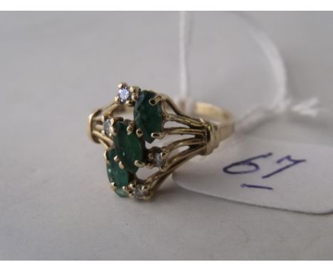 Modernist 14ct gold diamond & emerald   ring approx size 'N' 2.5g      