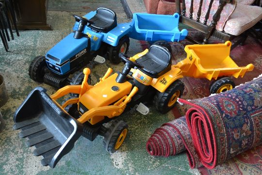 jcb ride on tractor and trailer