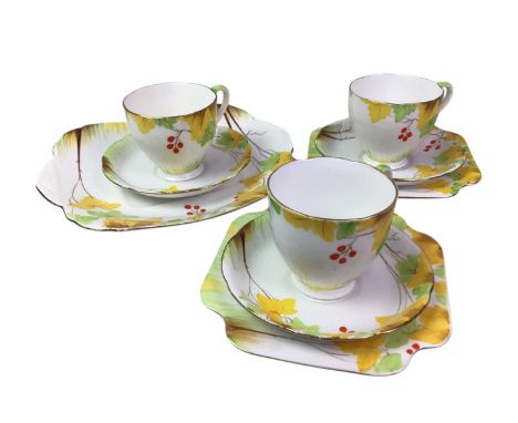 ROYAL CRAFTON PART TEA SERVICE, comprising cups, saucers, side plates and two sandwich platescups 7cm high