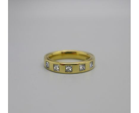 An 18ct gold, five stone diamond ring, 7.4g, M 