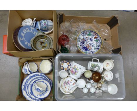 A Royal Doulton Norfolk part tea and dinner set, four items of Wedgwood Jasperware including a plate, an Aynsley plate, Hamme