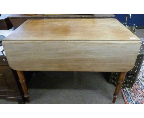 A Victorian mahogany Pembroke table of typical form raised on turned legs, 96cm wide (Item 98 on vendor list)