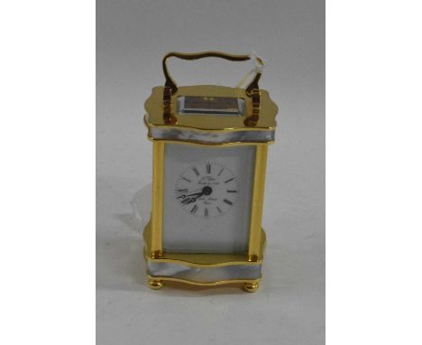 L'Eppe, a good quality miniture carriage clock with brass and mother of pearl mounted body, 8.5cm high excluding handle