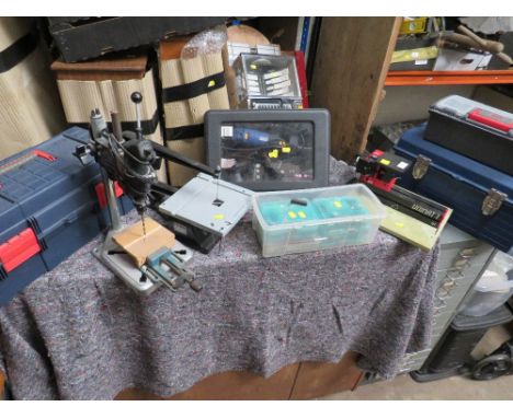 A SELECTION OF HOBBYIST POWER TOOLS, TOOLBOXES AND CONTENTS INCLUDED