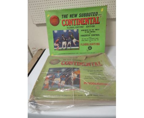 TWO VINTAGE THE NEW SUBBUTEO CONTINENTAL FLOODLIGHTING EDITION SET ( BOTH UNCHECKED) 
