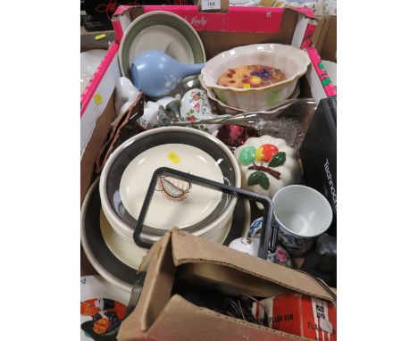 TWO TRAYS OF ASSORTED CERAMICS ETC TO INCLUDE ROYAL WORCESTER CONTESSA 