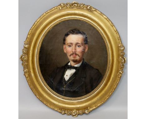 Unbekannter Maler (19. Jh.) Portrait eines eleganten, jungen Herren mit Schnauzbart. Öl/Lwd. Ca. 31x 28 cm (im Oval). Origina