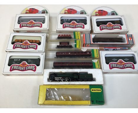 A collection of minitrix N gauge engine and rolling stock also with BACHMANN larger N gauge.