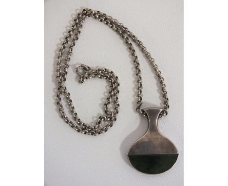 A DANISH MODERNIST NIELS ERIK JADE COLOUR STONE SET PENDANT NECKLACE, the pendant measuring approximately 4 cm in length, sig