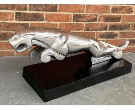 Large Aluminium Jaguar DisplayMake: Contact AuctioneerModel: Contact AuctioneerYear: 0Mileage: 0VIN: Contact AuctioneerConfig