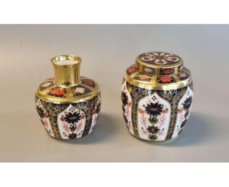 Royal Crown Derby English bone china 1128 Imari ginger jar and cover. Together with a Royal Crown Derby 'Old Imari' 1128 vase