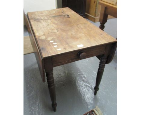 Victorian mahogany Pembroke table on ring turned, tapering legs.(B.P. 21% + VAT) 