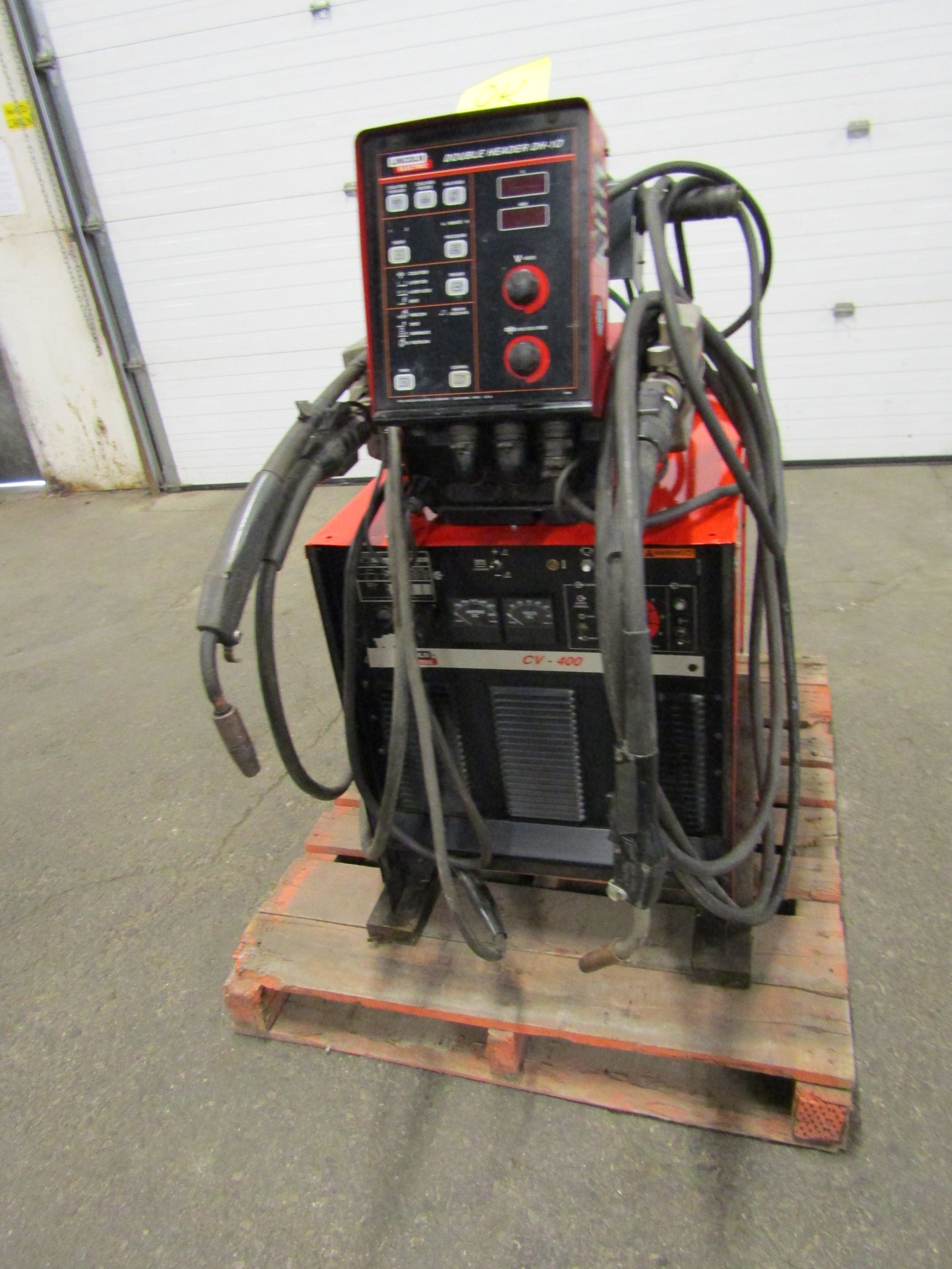 Lincoln CV400 400 amp mig welder with DUAL DH10 welding wire feeder