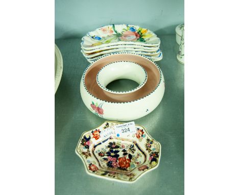 POOLE POTTERY FLOWER MUG, A SMALL MASONS 'MANDARIN' PATTERN DISH AND A SET OF SIX ITALIAN MAIOLICA SEMI CIRCULAR SIDE SALAD P
