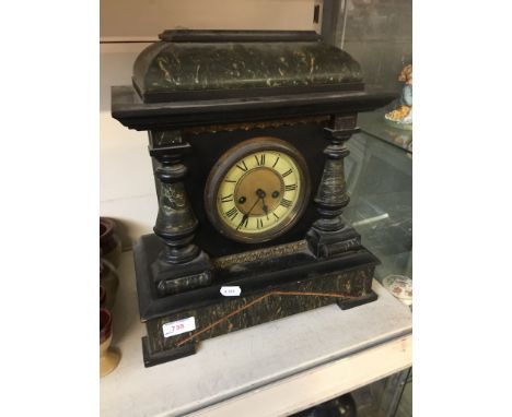 WOODEN MANTEL CLOCK