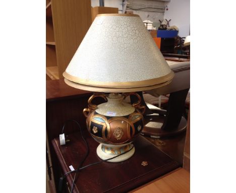 A CONTINENTAL STYLE TABLE LAMP